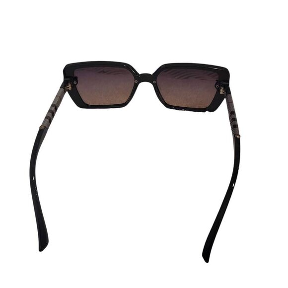 Fashion Checkered Pattern Black Frame Sunglasses - Picture 7 of 10